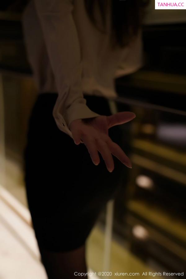 张雨萌 纯小希 [XiuRen]高清写真图 2020.12.17 No.2906 模特合集第7张图片